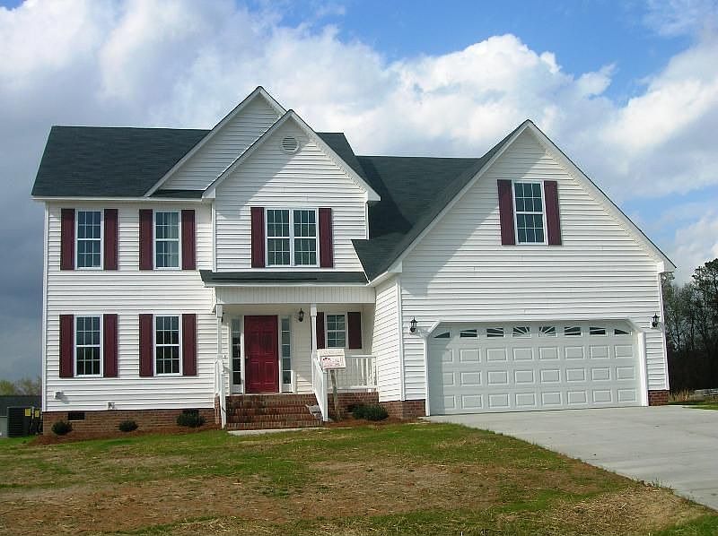 1st image of 109 Wood Valley Dr
