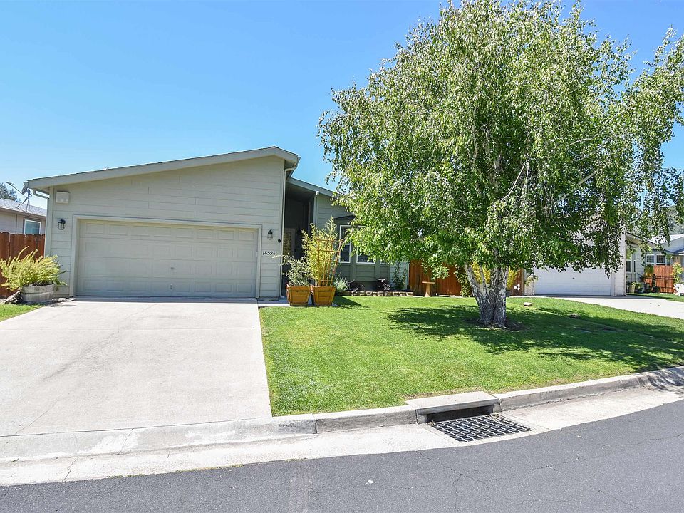 1st image of 18598 Vista Dr