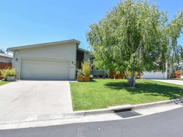 18598 Vista Dr, Jamestown, CA 95327