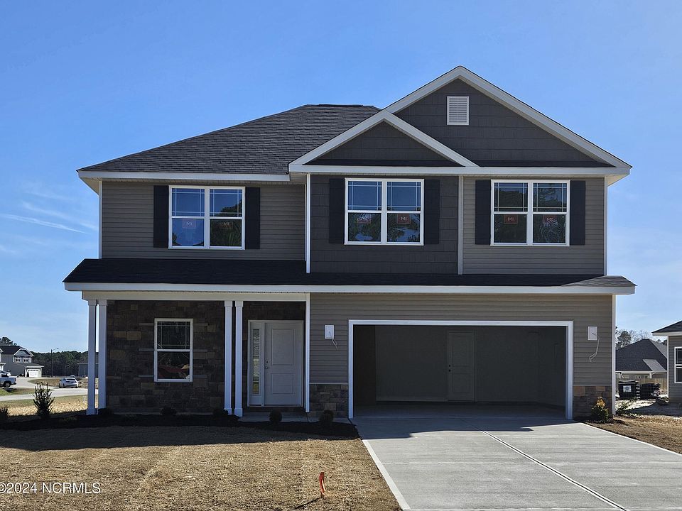 1st image of 318 Plainfield Drive