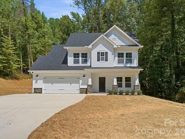 148 Brandy Ln, Statesville, NC 28677