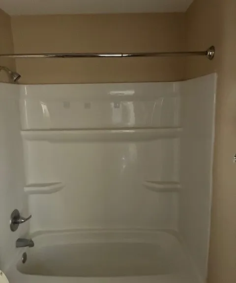 600 E Curry Ln #11 — Photo 5
