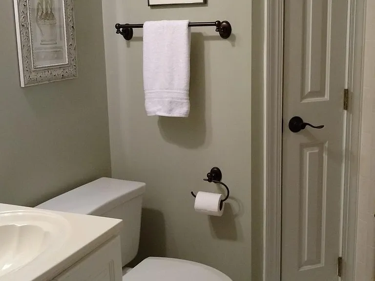 205 Berry Hill Dr — Photo 25
