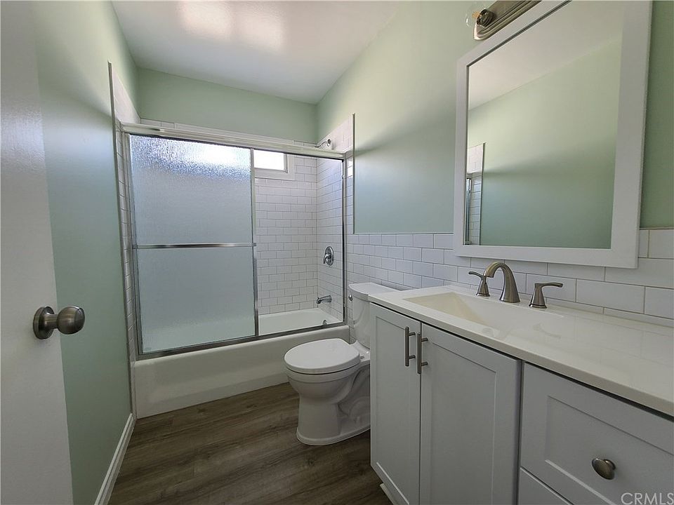 2nd image of 25106 Feijoa Ave #25106