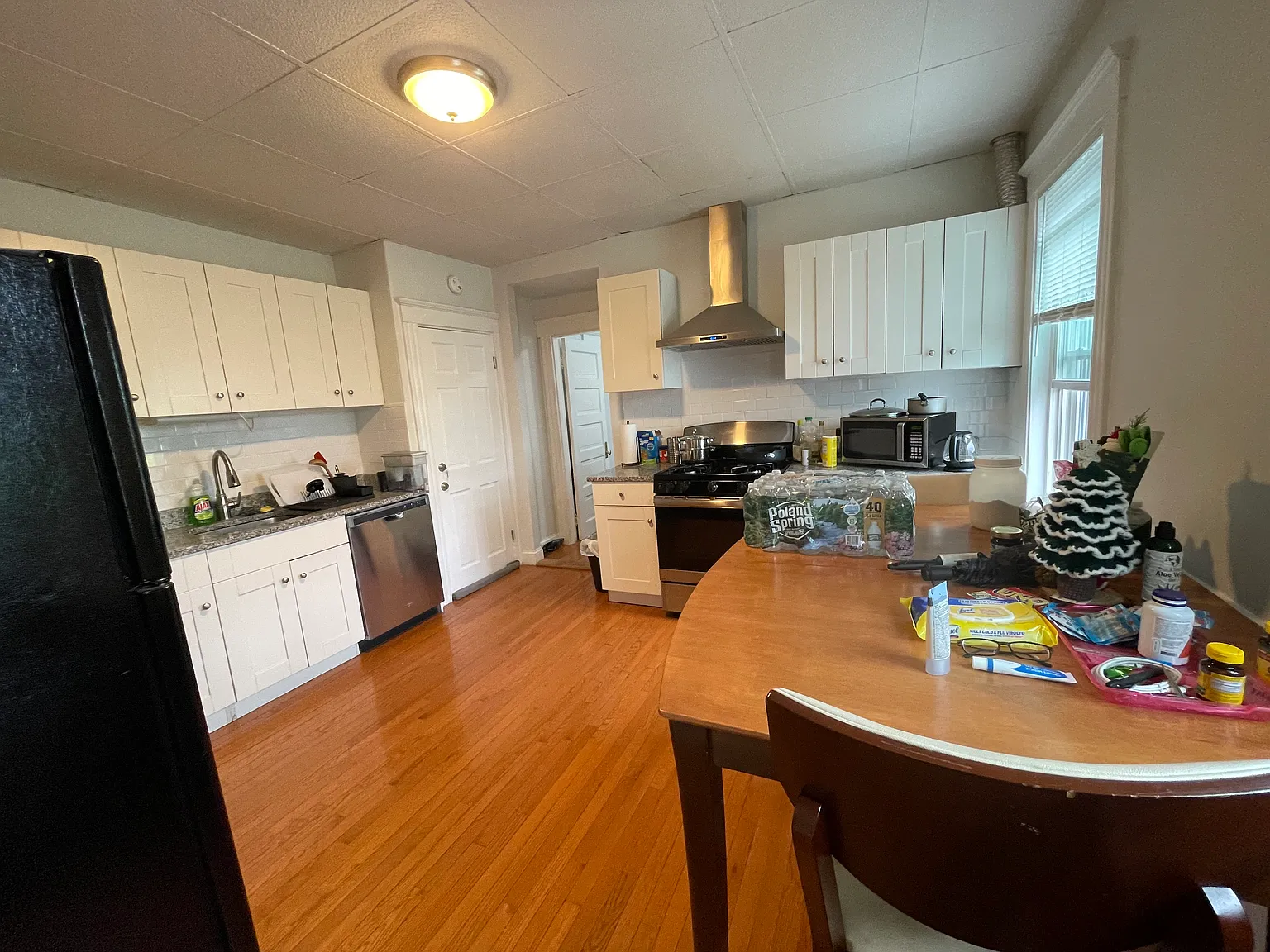1 bed, 694 sqft, $2,000 — Photo 2