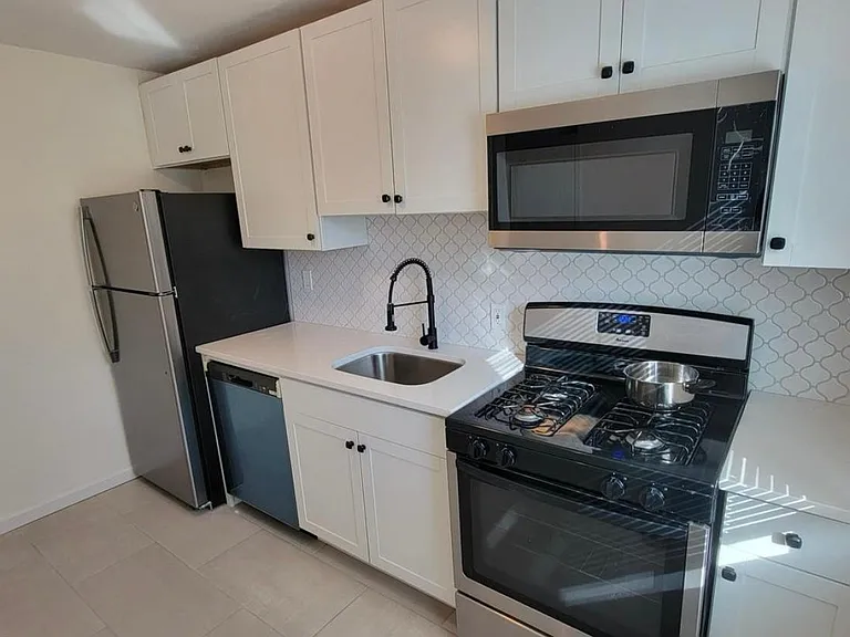 131 Cherry Parke #B — Photo 10
