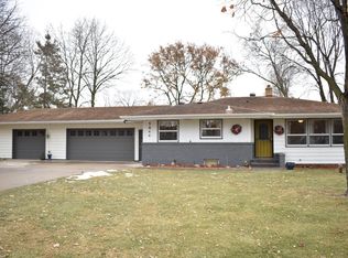 5844 Fairway Ln, Saint Cloud, MN 56303