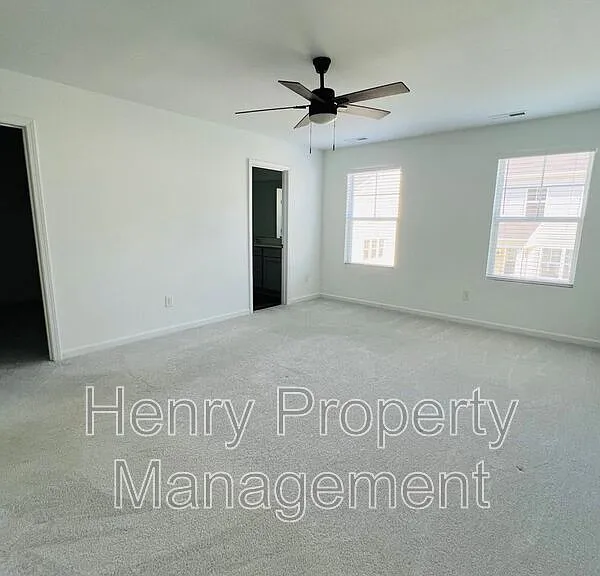 387 Thompson Overlook Way — Photo 11