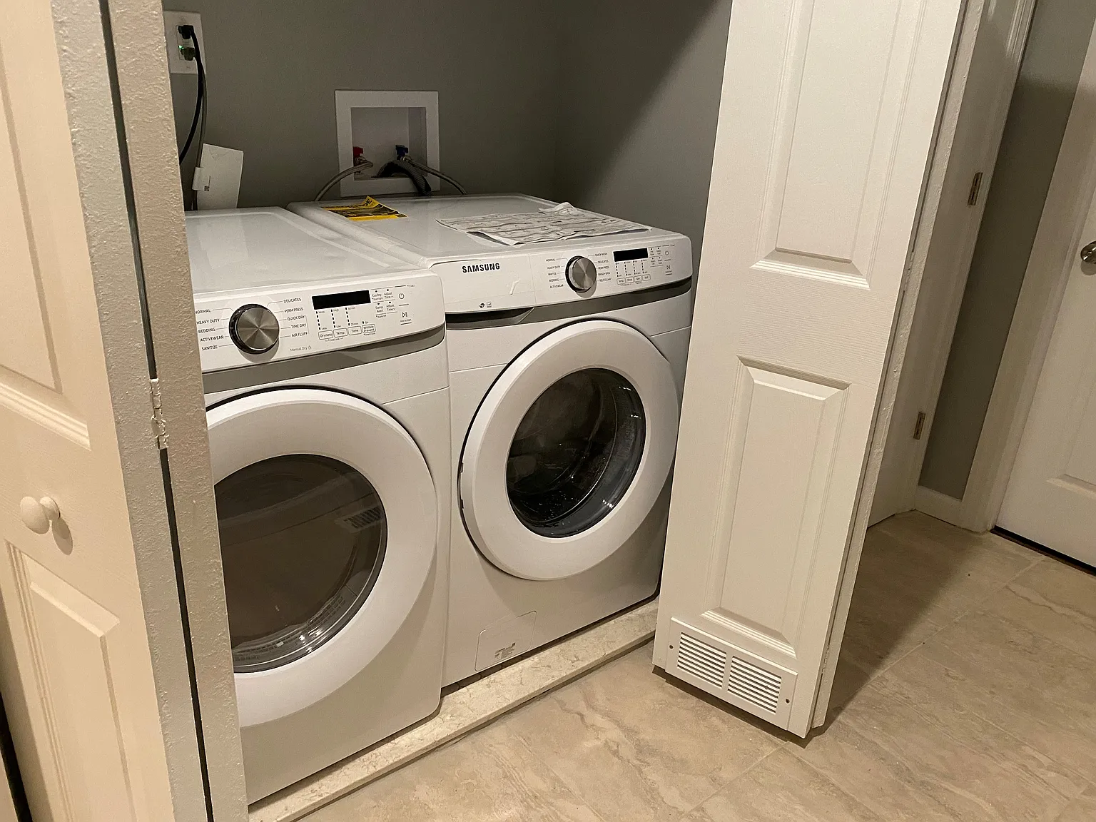 3 bed, 1.5 bath, 3500 sqft, $3,000 — Photo 3