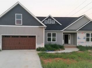 324 Welch Ct, Inman, SC 29349