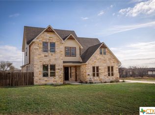 2074 Town Creek Rd, Cibolo, TX 78108