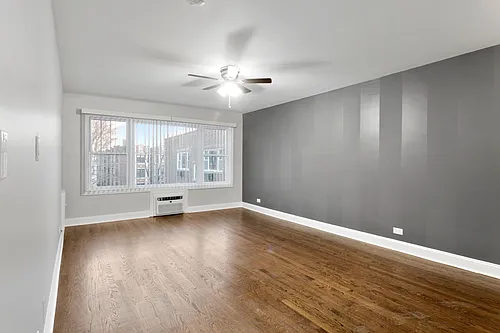 7630-38 N Eastlake Ter Photo 1 7630-38 N Eastlake Ter Photo 1