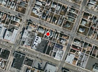 64 E Maple St, Valley Stream, NY 11580