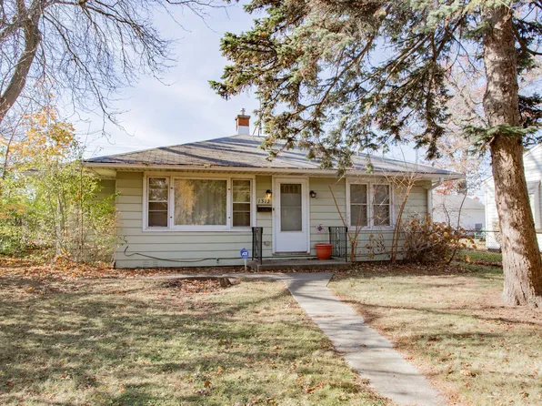 1312 N Linden Ave, Waukegan, IL 60085