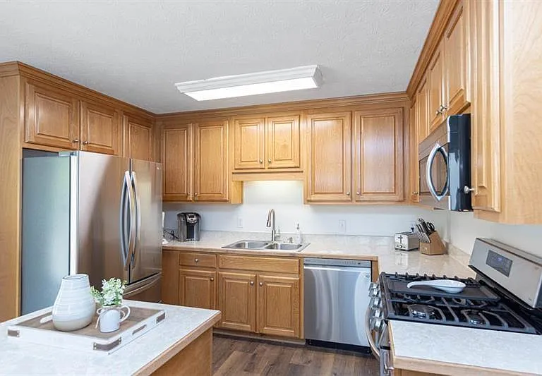 3200 Lee Dr — Photo 16