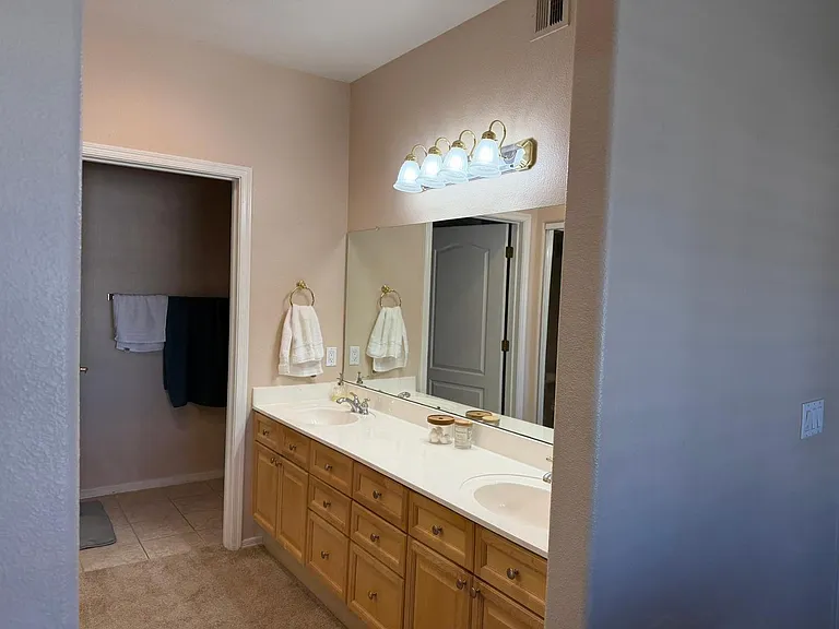 4200 N 82nd St #2015 — Photo 15
