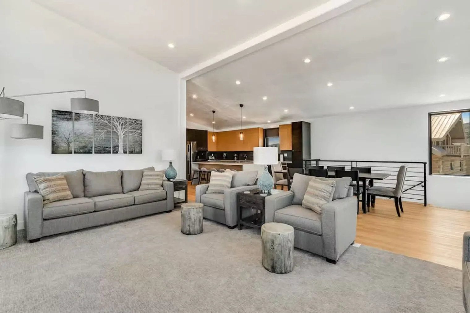 5 bed, 4.0 bath, 2992 sqft, $5,803 — Photo 2