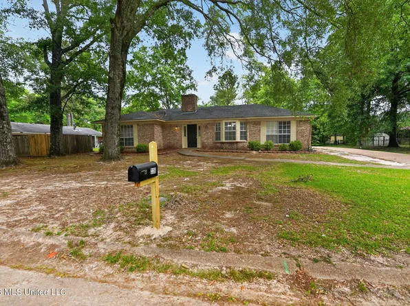 336 Foxboro Dr, Jackson, MS 39211