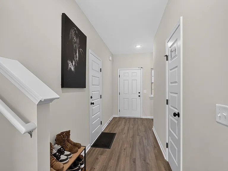 118 Juniper Dr — Photo 31