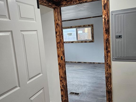 5th image of 4301 E Maplewood Ave Trailer 30