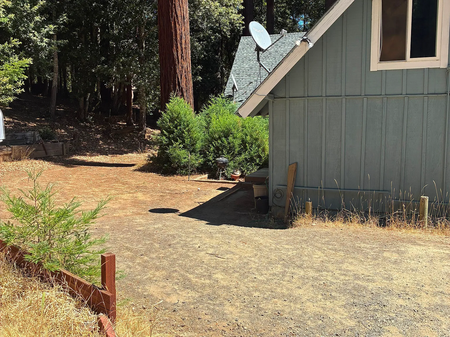 3 bed, 1442 sqft, $1,850 — Photo 1