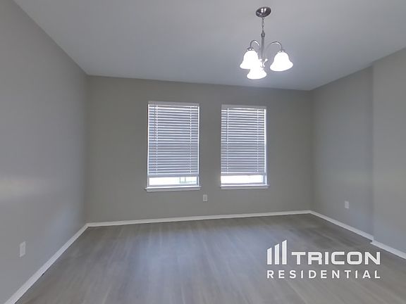 4th image of 1613 Glendora Ct