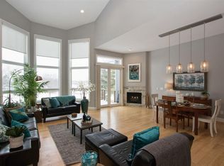 1730 Country Club Dr, Coralville, IA 52241