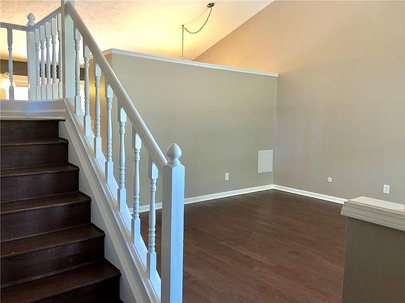 3rd image of 9358 Haddington Dr W