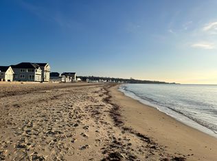 18 Prospect St, Old Lyme, CT 06371