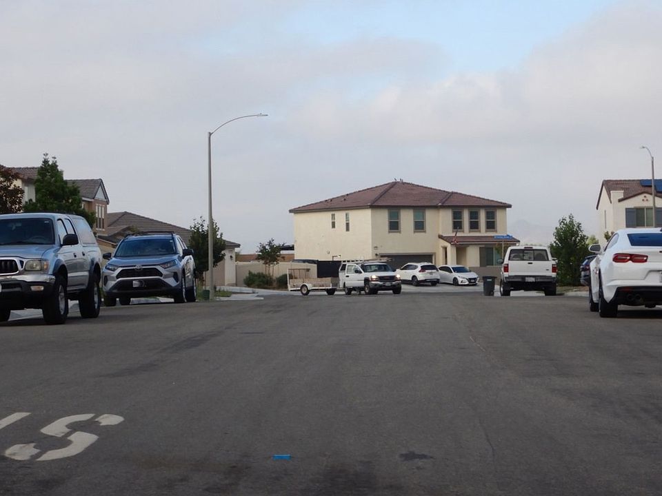 2nd image of 1516 Noblewood Dr
