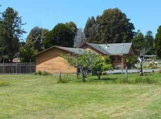 21450 Garbini Dr, Fort Bragg, CA 95437