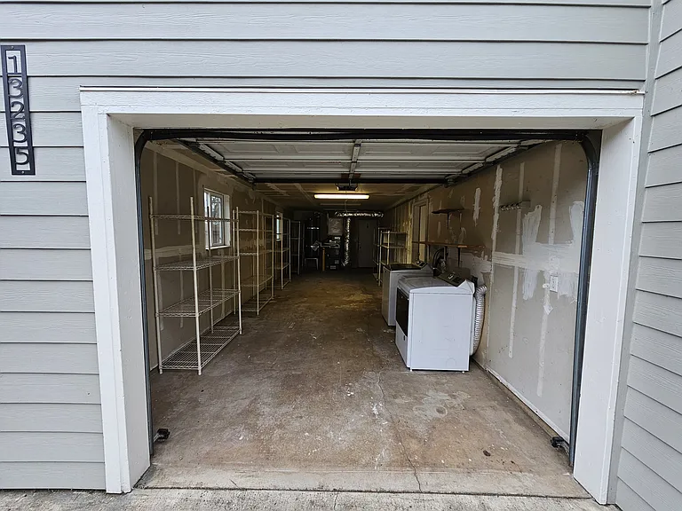 13235 SE Oatfield Rd — Photo 35