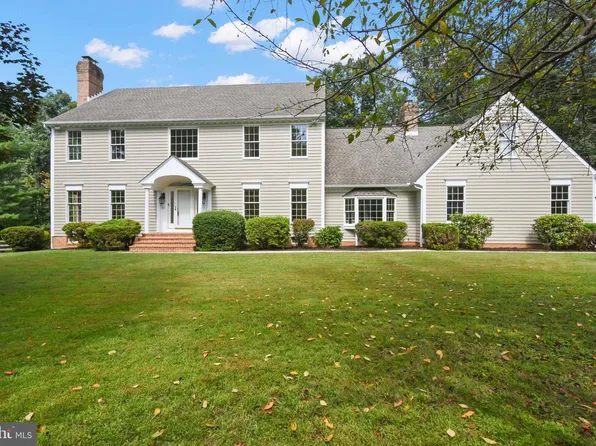 37 Bee Tree Mill Ct, Parkton, MD 21120