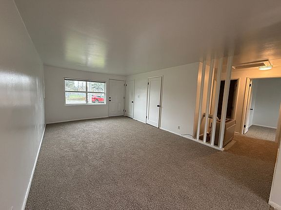 3rd image of 1538 Houston Ave #1538