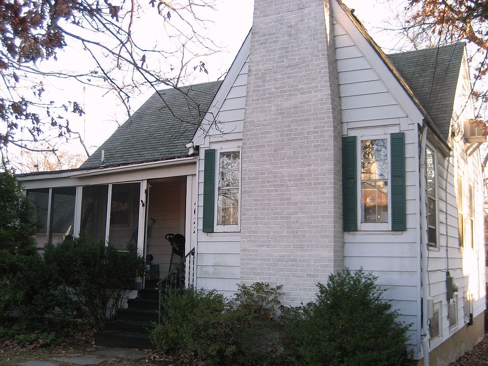 Popular Waycroft Neighborhood!