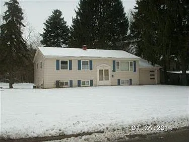 3961 Timber Ln photo 1