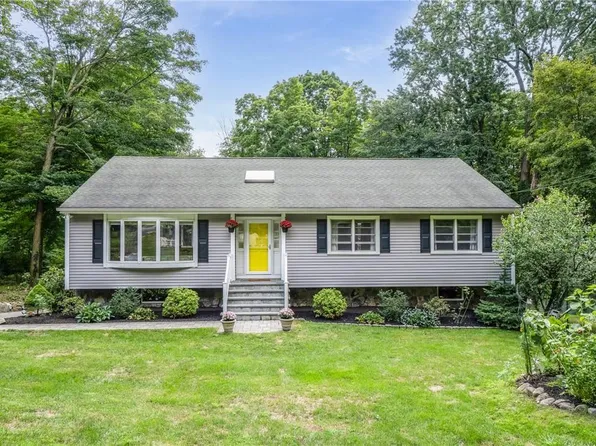 47 Cuddy Road, Mahopac, NY 10541