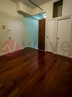 Rented by Wave Real Estate Group | media 36
