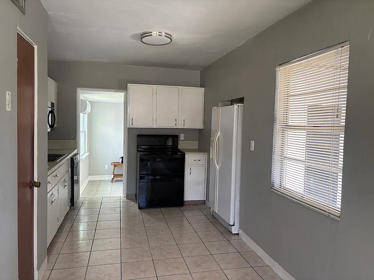 1901 Magnolia Ave — Photo 9