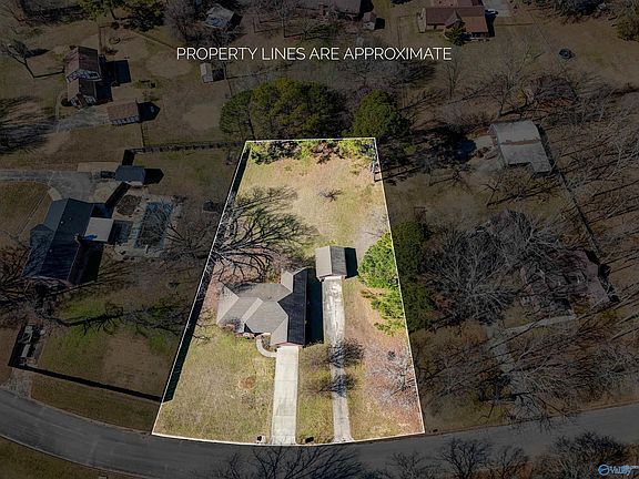 5th image of 34 Sharon Ave