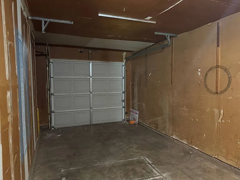 801 Park Plaza Dr — Photo 22