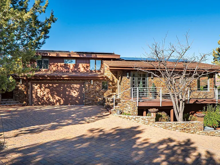 123 Foothills South Dr — Photo 32