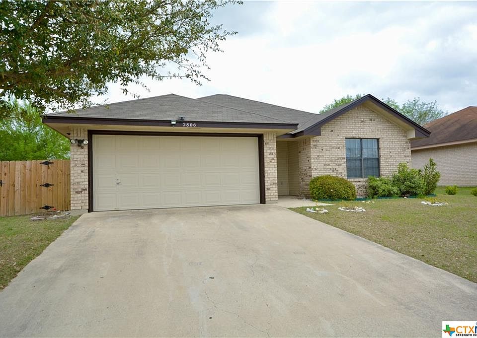 1st image of 2806 Thoroughbred Dr