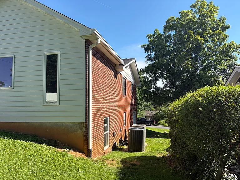 7017 Palermo Dr — Photo 30