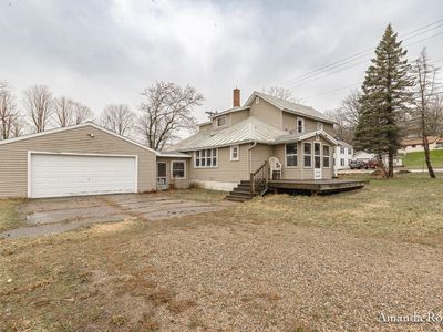 926 E Main St, Lowell, MI, 49331