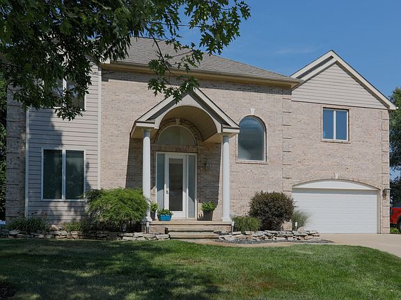 10912 Portage Rd-102