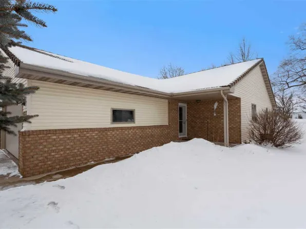 1017 Pleasantview Ave, Little Chute, WI 54140