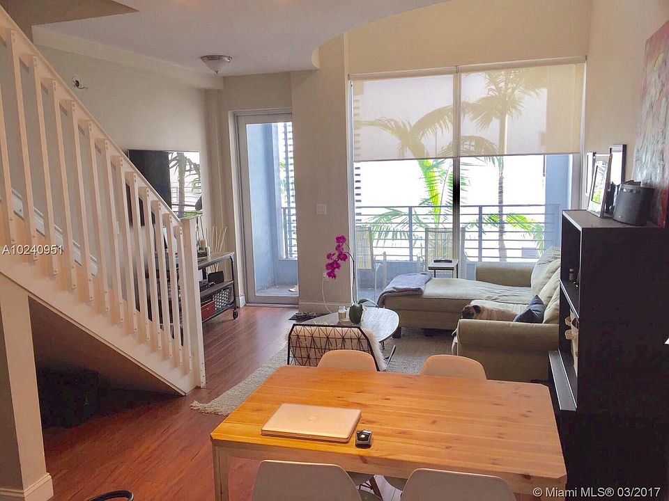 2nd image of 3339 Virginia St APT 328