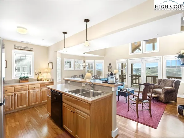 337 Indian Paintbrush Drive #R431, Banner Elk, NC 28604