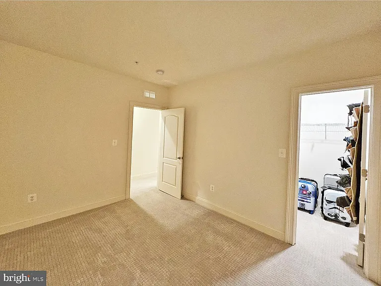 3332 Burton Dr — Photo 47